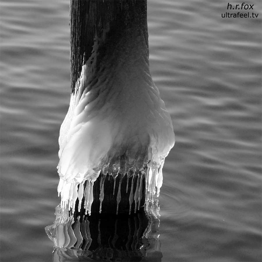 iced up pillar art in lake. (c) h.r.fox @ ultrafeel.tv